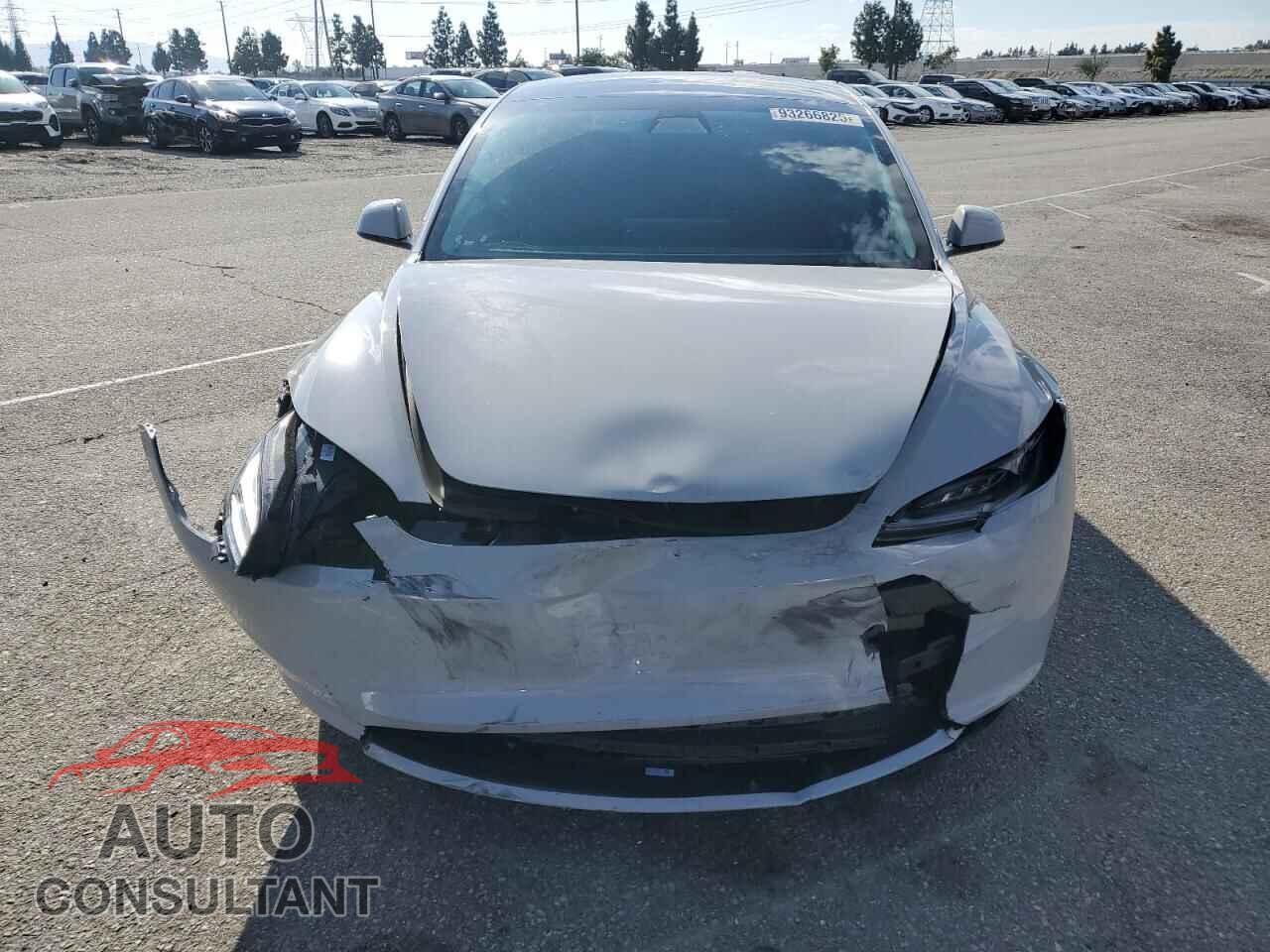 TESLA MODEL 3 2024 - 5YJ3E1EAXRF747285