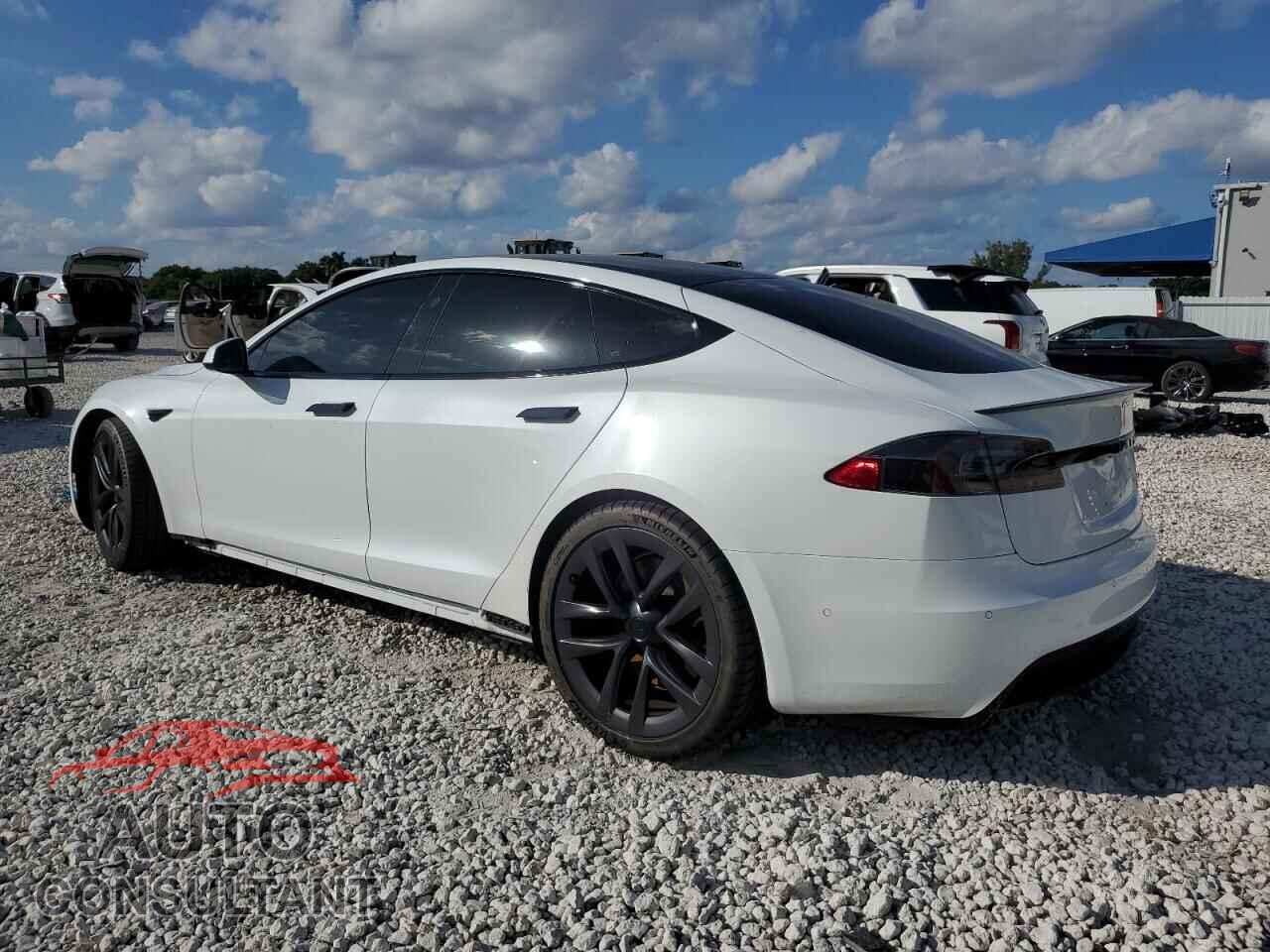 TESLA MODEL S 2022 - 5YJSA1E69NF460159