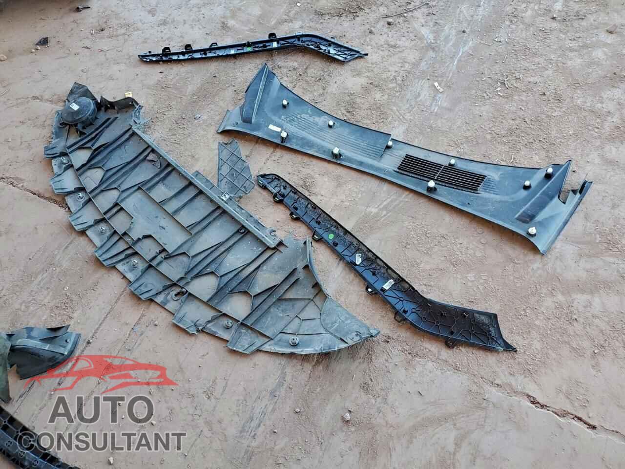 TESLA MODEL 3 2024 - 5YJ3E1EA4RF830646