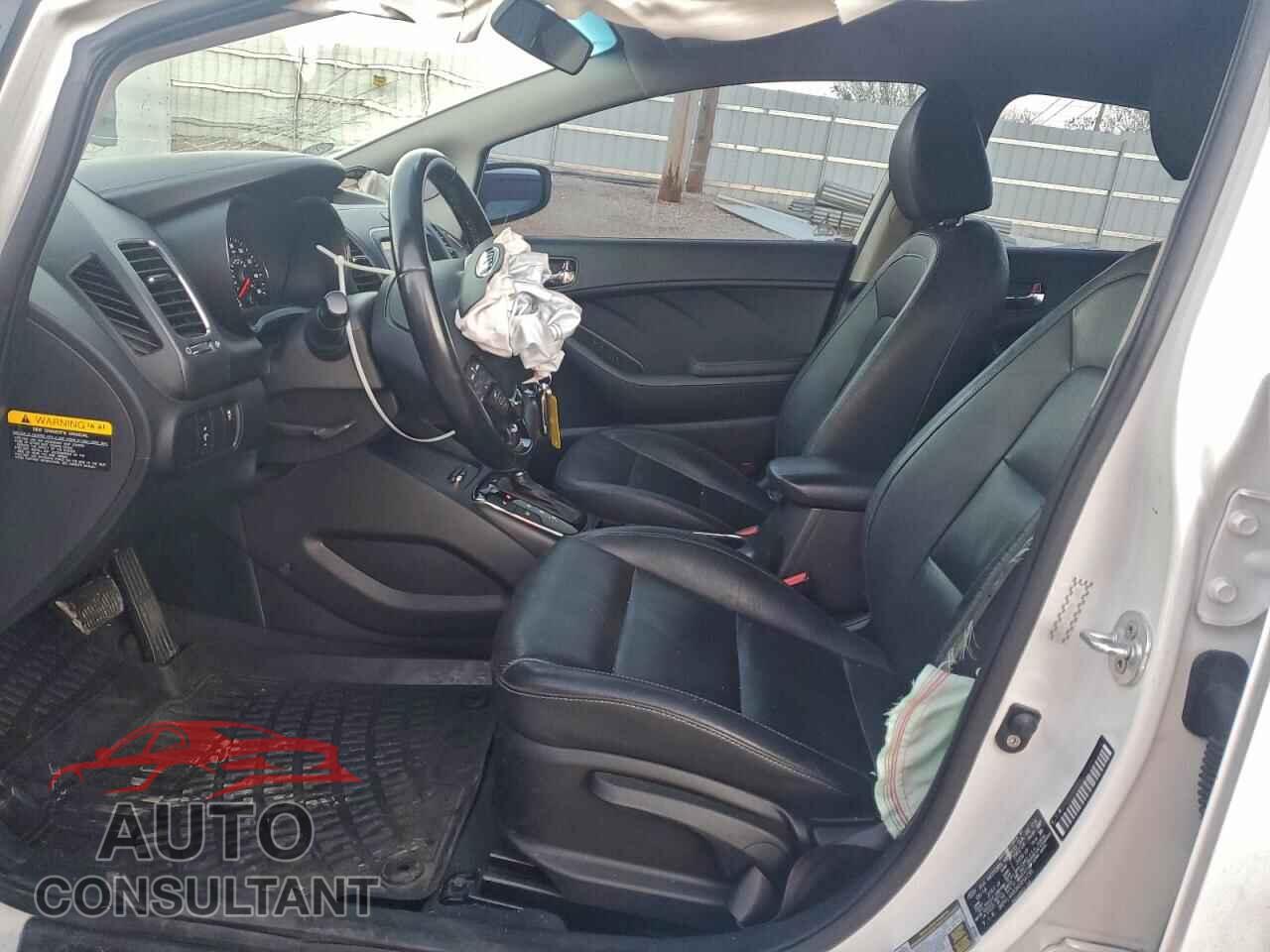 KIA FORTE 2017 - 3KPFL4A80HE054186