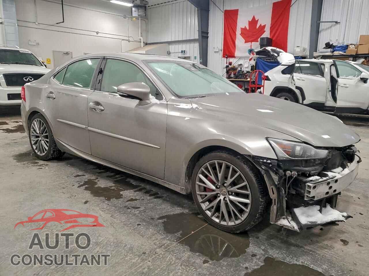 LEXUS IS 2018 - JTHC81D25J5029455