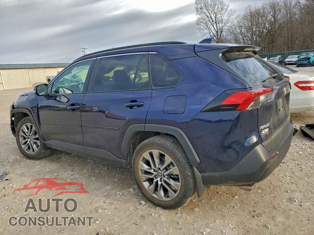 TOYOTA RAV4 2023 - 2T3A1RFVXPW353862