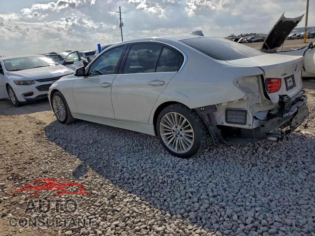 BMW 3 SERIES 2014 - WBA3B3C54EJ978435
