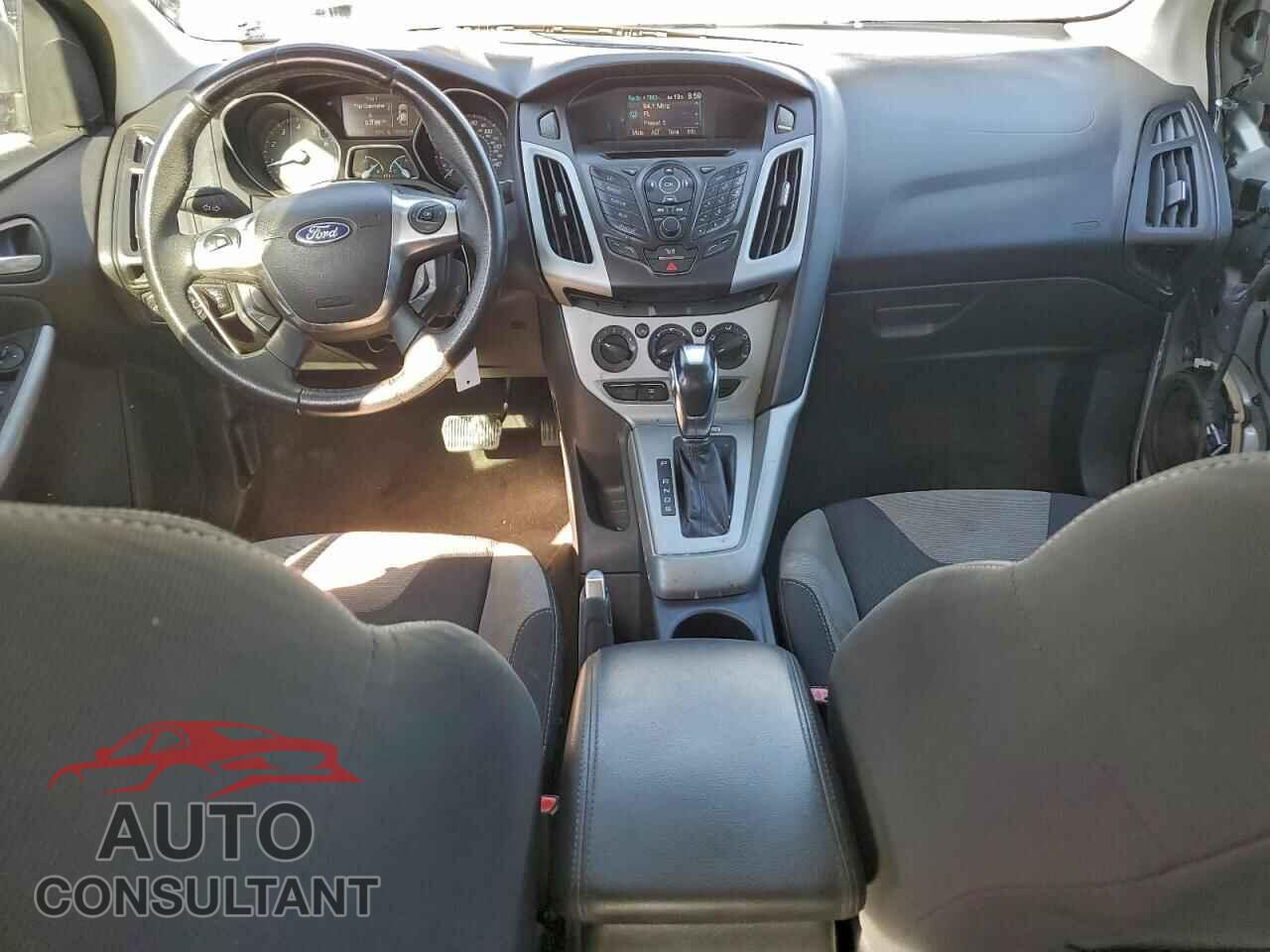 FORD FOCUS 2012 - 1FAHP3F24CL138481
