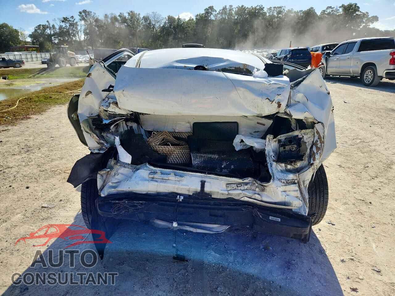 KIA RIO 2017 - KNADM4A31H6118733