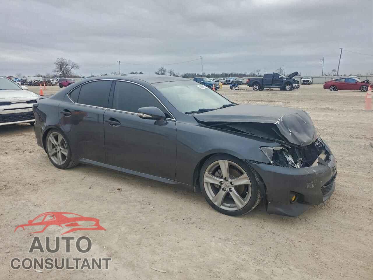 LEXUS IS 2011 - JTHBF5C23B5137570