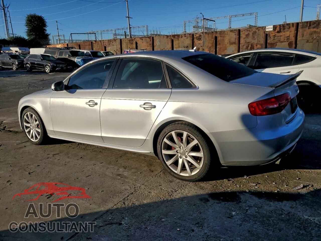 AUDI A4 2013 - WAUFFAFL2DN005688