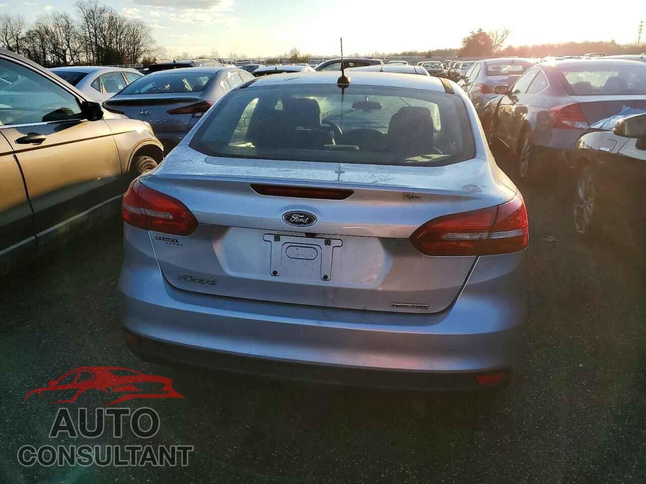 FORD FOCUS 2016 - 1FADP3E28GL254353