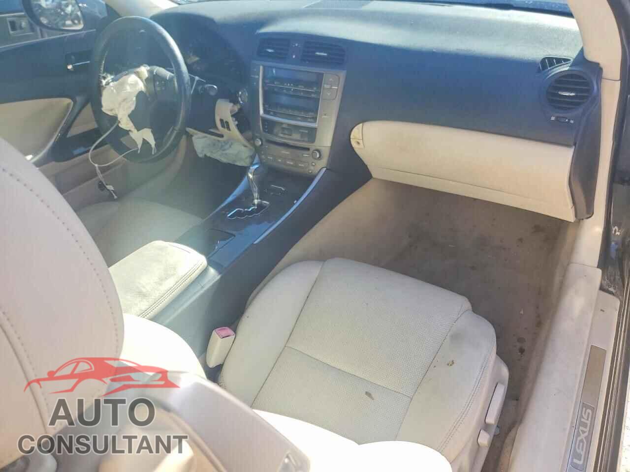 LEXUS IS 2010 - JTHFF2C29A2504228