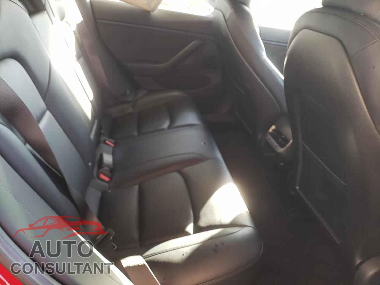 TESLA MODEL 3 2018 - 5YJ3E1EA1JF044923