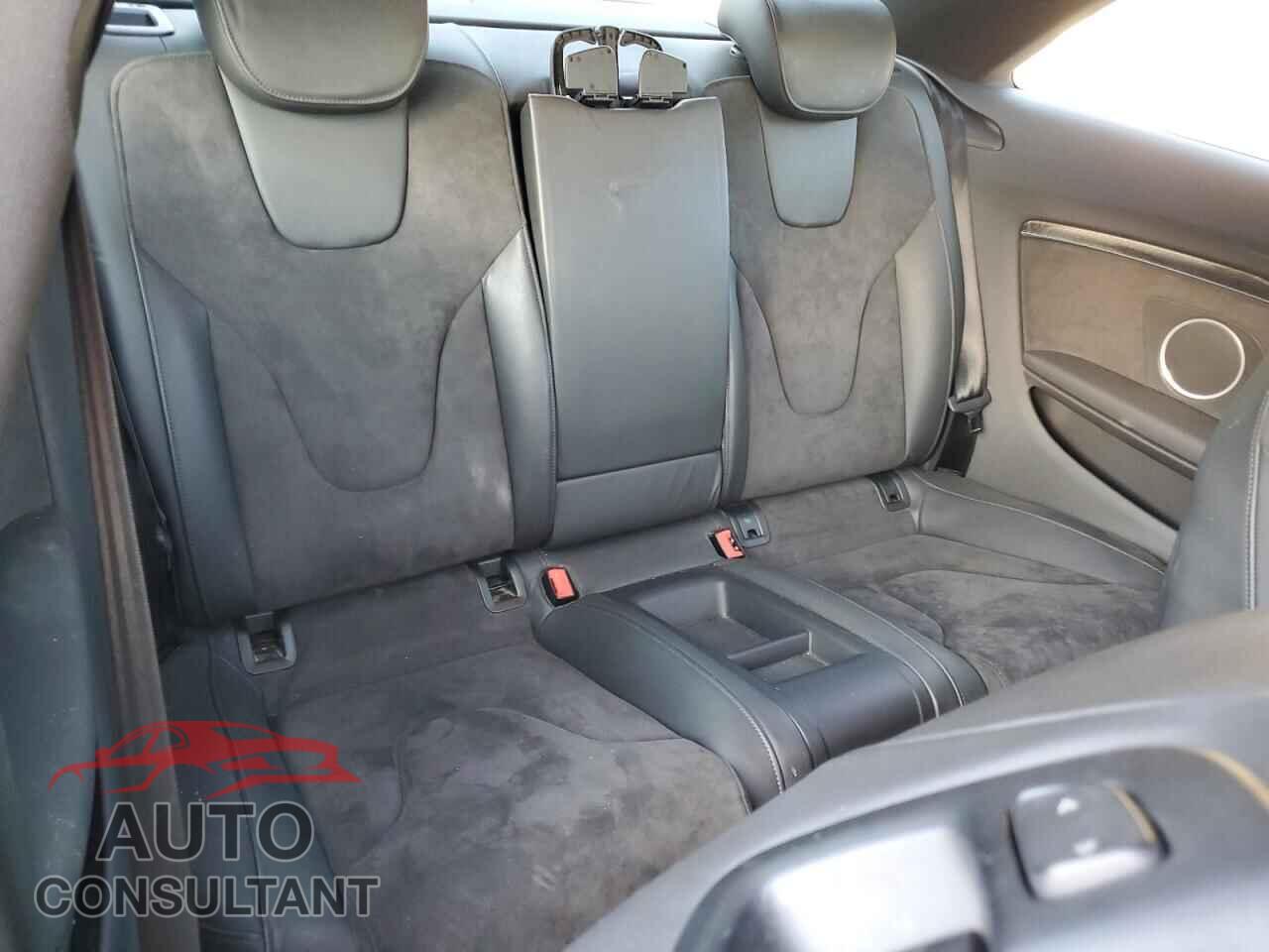 AUDI S5/RS5 2014 - WAUCGAFR2EA028613