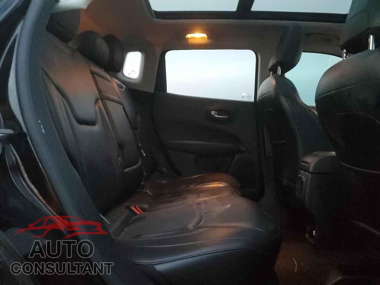 JEEP COMPASS 2018 - 3C4NJDCB9JT361948