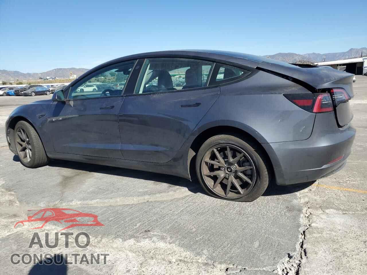 TESLA MODEL 3 2023 - 5YJ3E1EA2PF682848