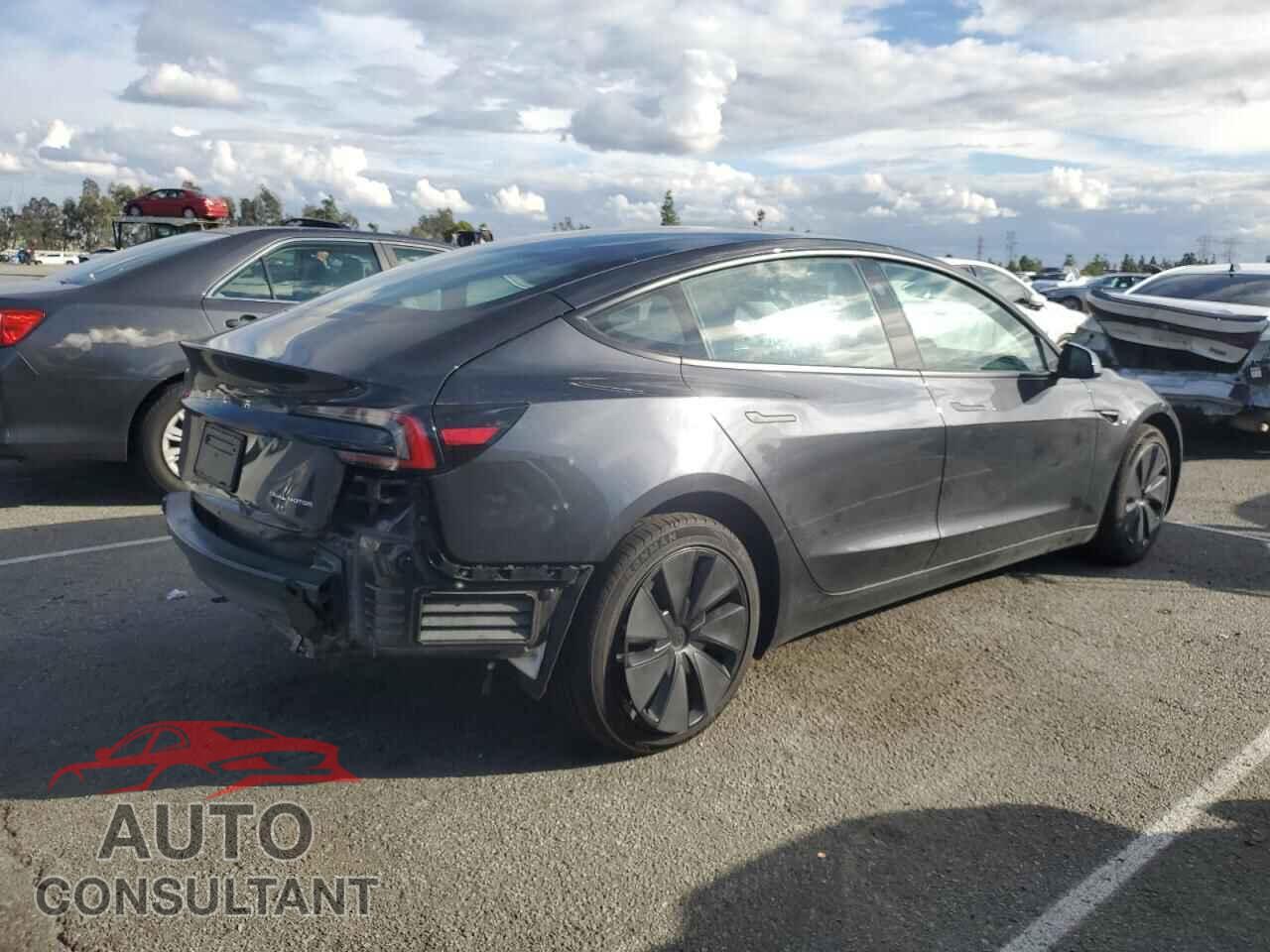 TESLA MODEL 3 2024 - 5YJ3E1EB5RF734534