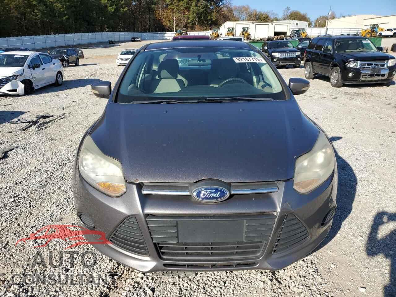 FORD FOCUS 2014 - 1FADP3F2XEL221592