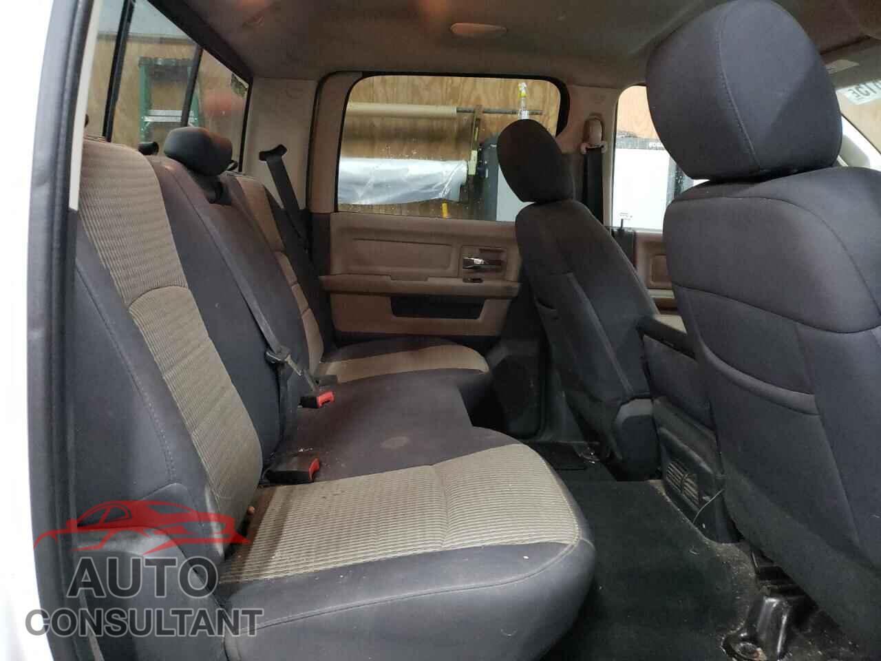DODGE RAM 1500 2012 - 1C6RD7LT6CS252586