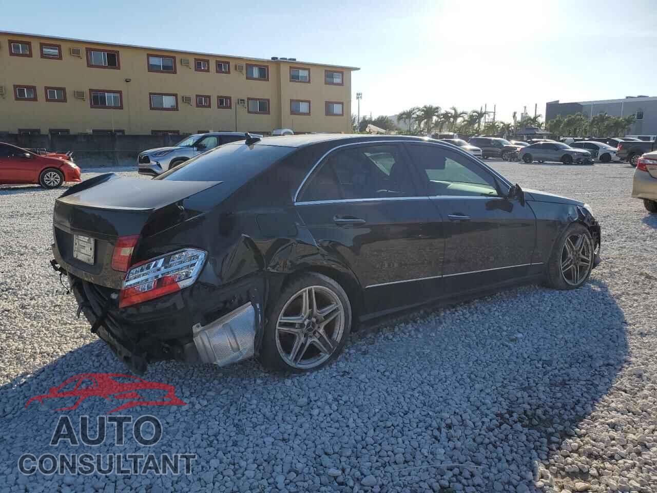 MERCEDES-BENZ E-CLASS 2013 - WDDHF5KB1DA729580