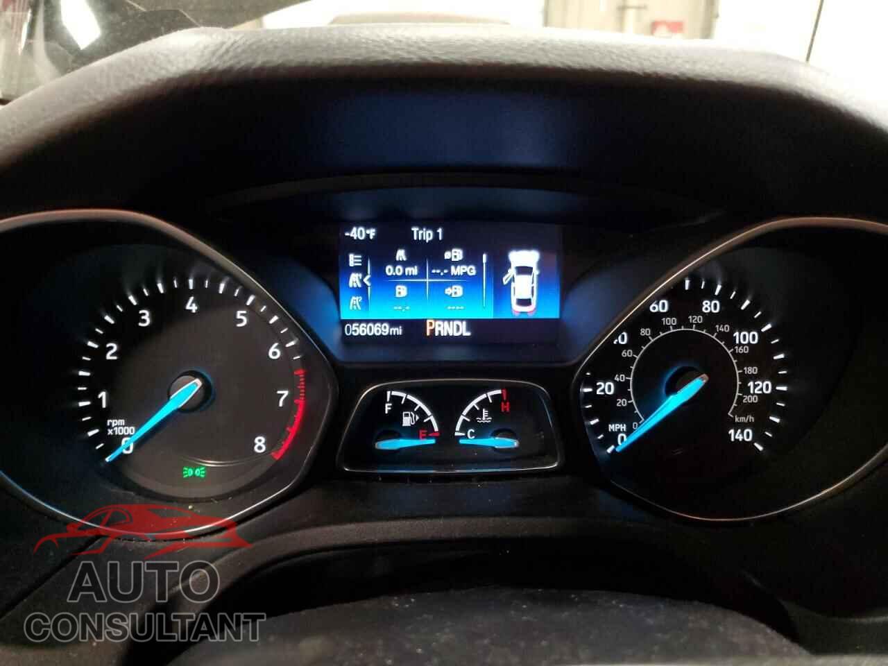 FORD FOCUS 2017 - 1FADP3F29HL219675