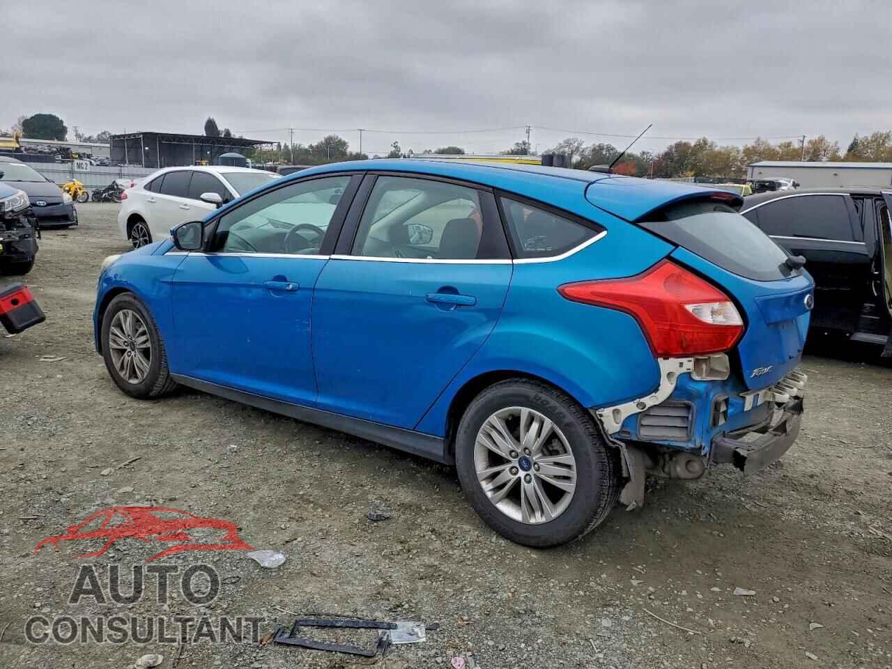 FORD FOCUS 2012 - 1FAHP3M25CL372468