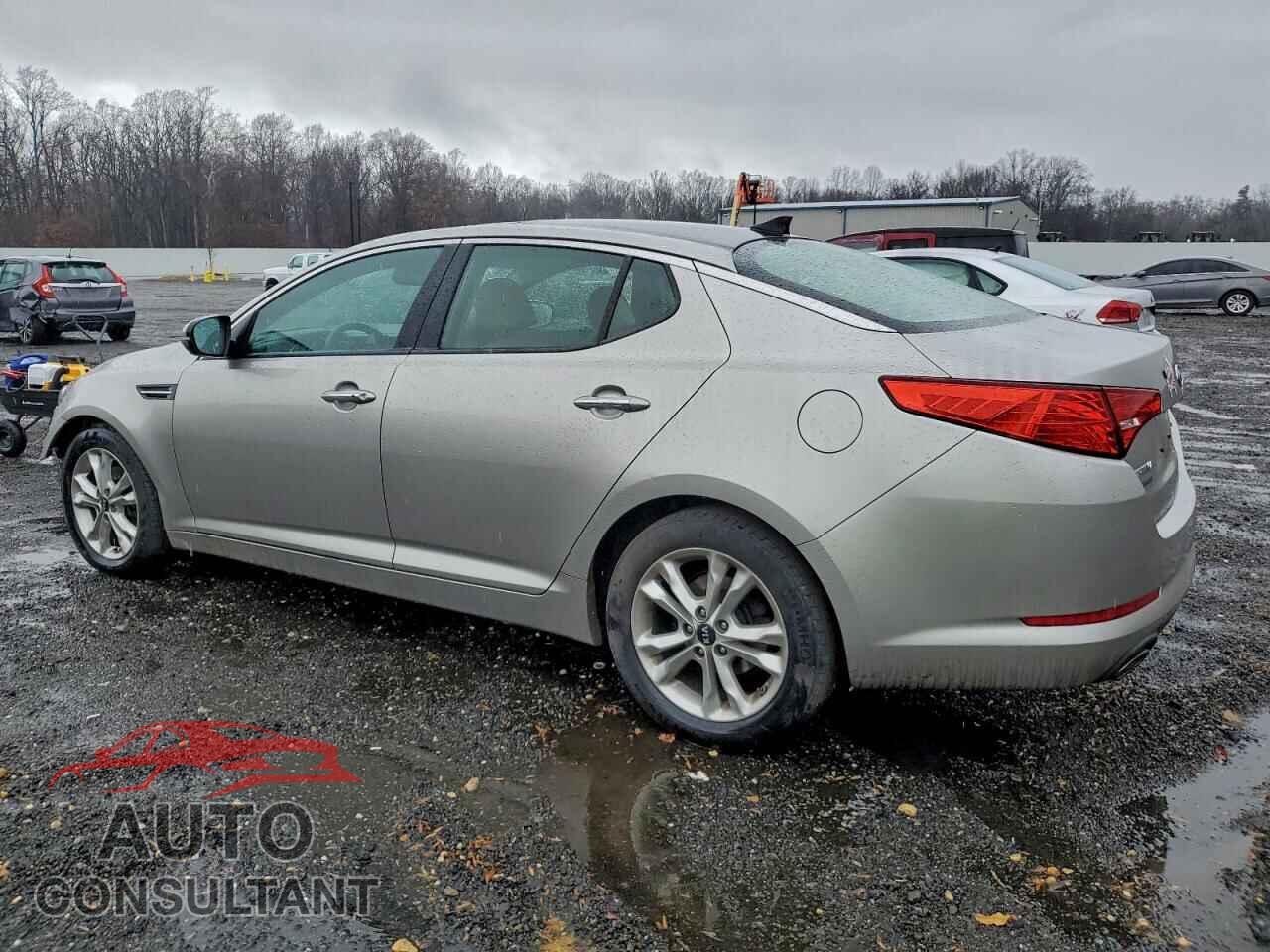 KIA OPTIMA 2011 - KNAGN4A74B5115089
