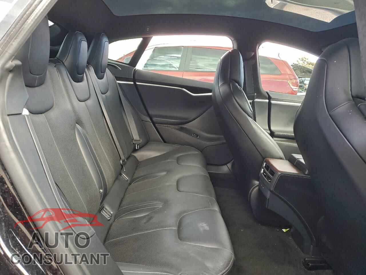 TESLA MODEL S 2017 - 5YJSA1E41HF183994
