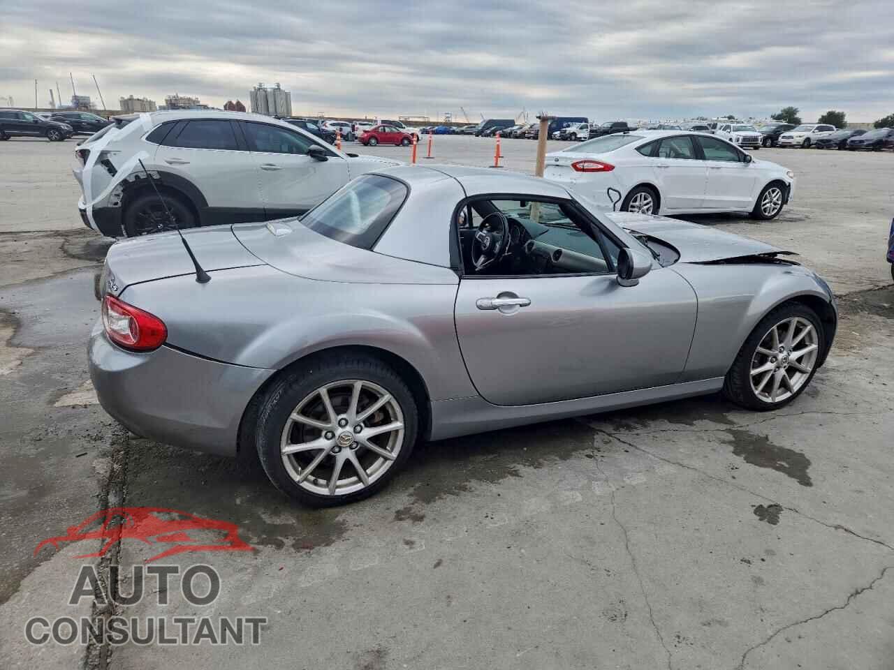 MAZDA MX5 2011 - JM1NC2MF2B0213686