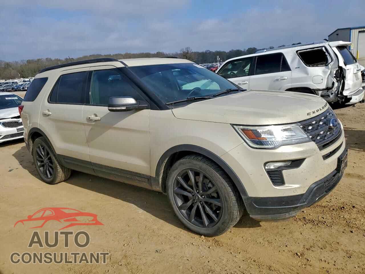 FORD EXPLORER 2018 - 1FM5K7D81JGA17841