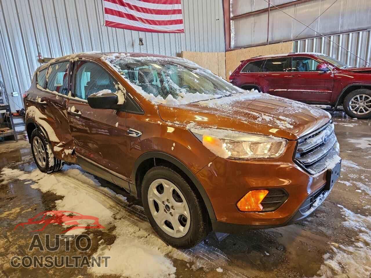 FORD ESCAPE 2017 - 1FMCU0F78HUA03069