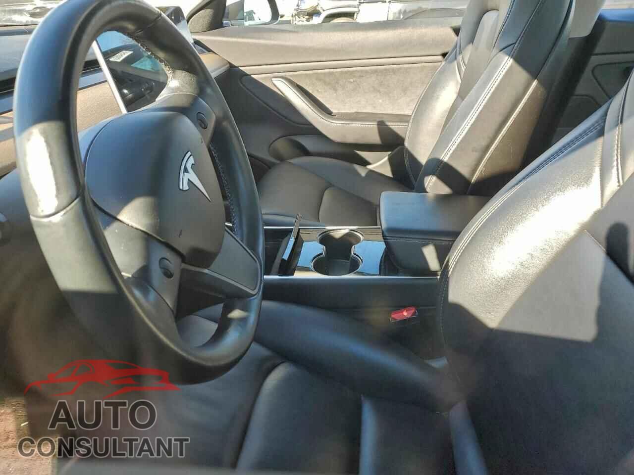 TESLA MODEL 3 2018 - 5YJ3E1EA5JF045363
