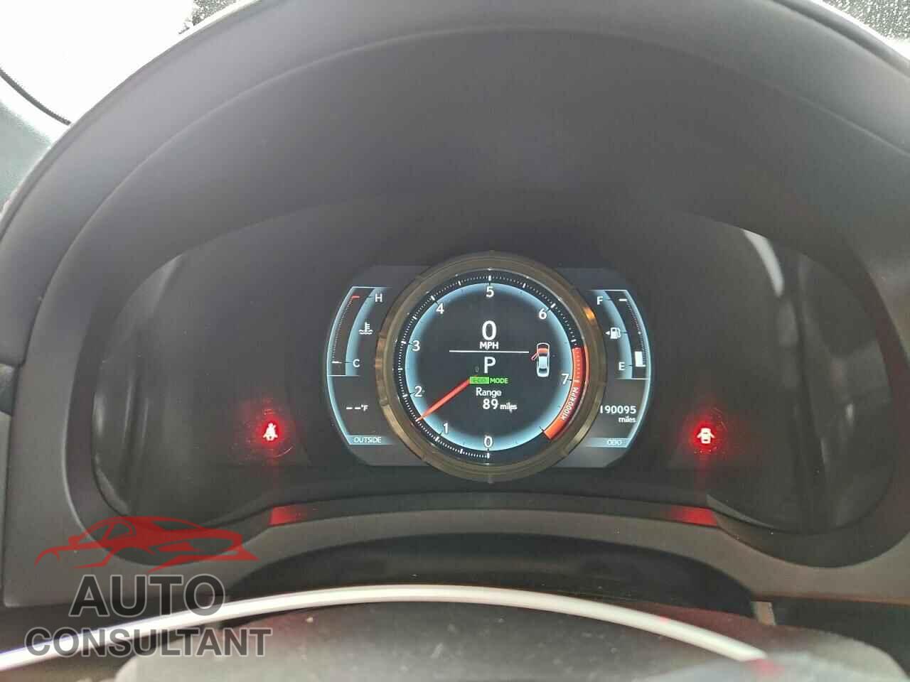 LEXUS IS 2014 - JTHBF1D25E5030211