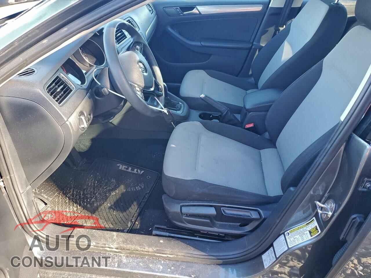 VOLKSWAGEN JETTA 2017 - 3VW2B7AJ9HM350249