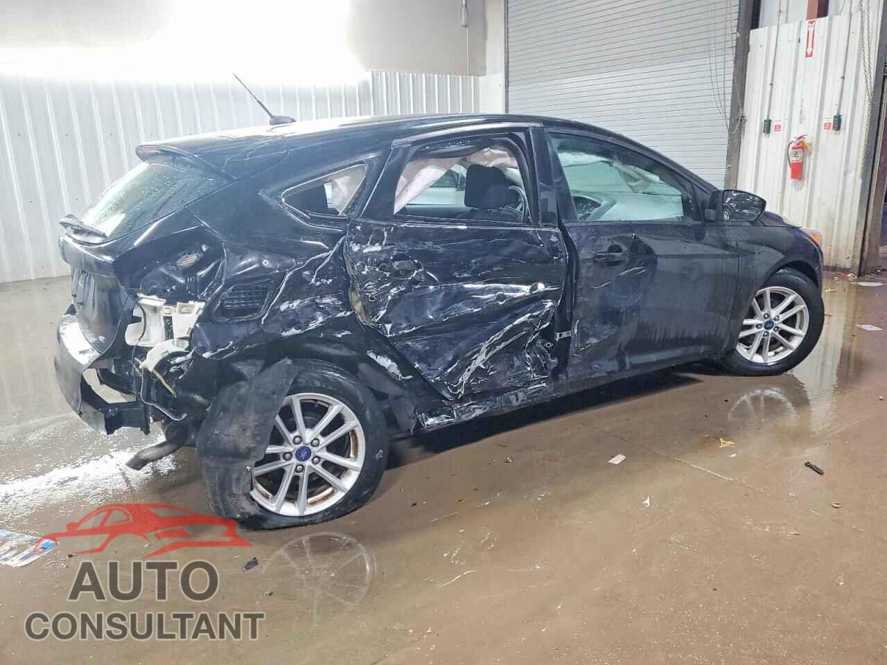 FORD FOCUS 2017 - 1FADP3K2XHL305079