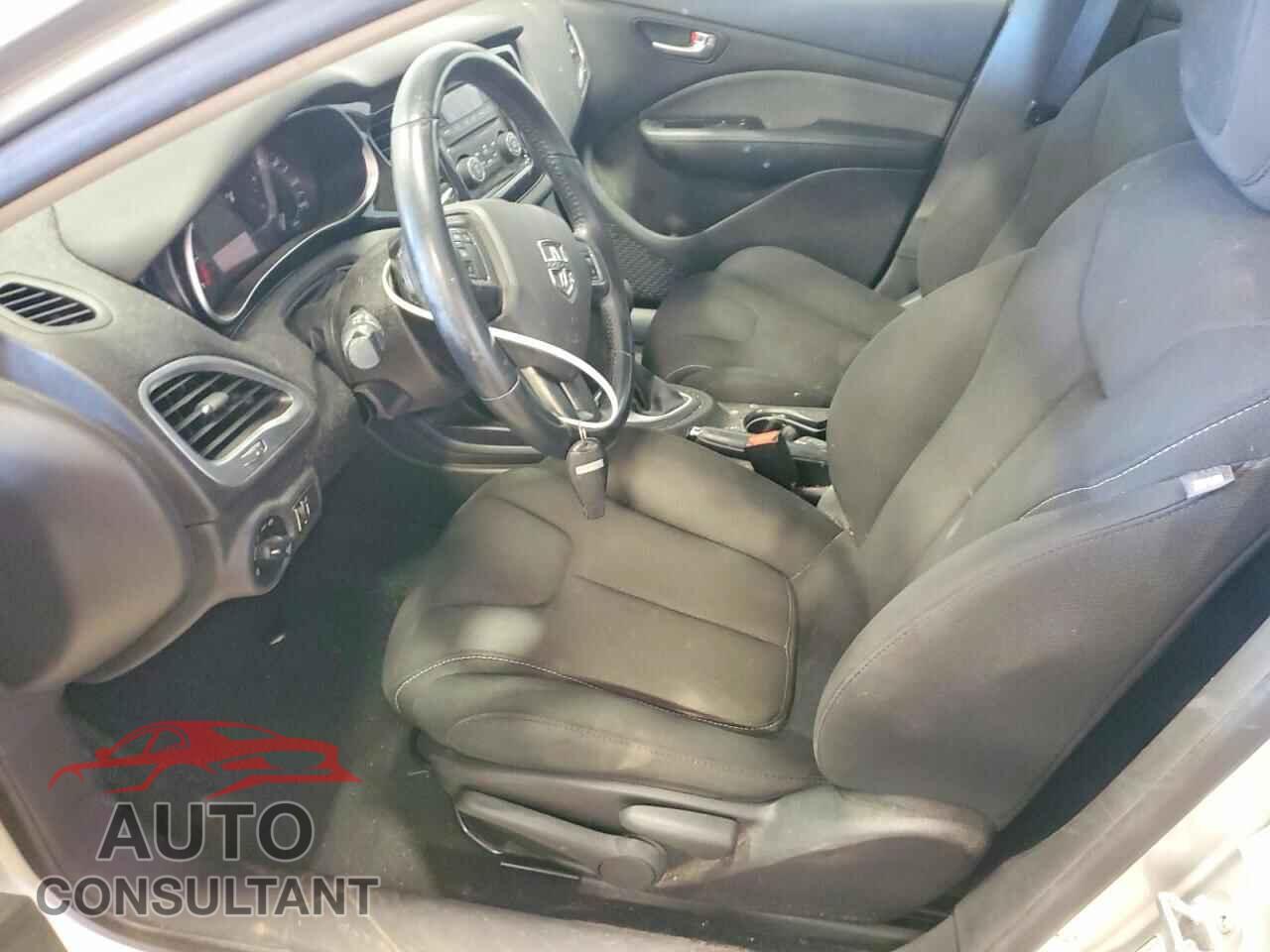 DODGE DART 2013 - 1C3CDFBA3DD330180
