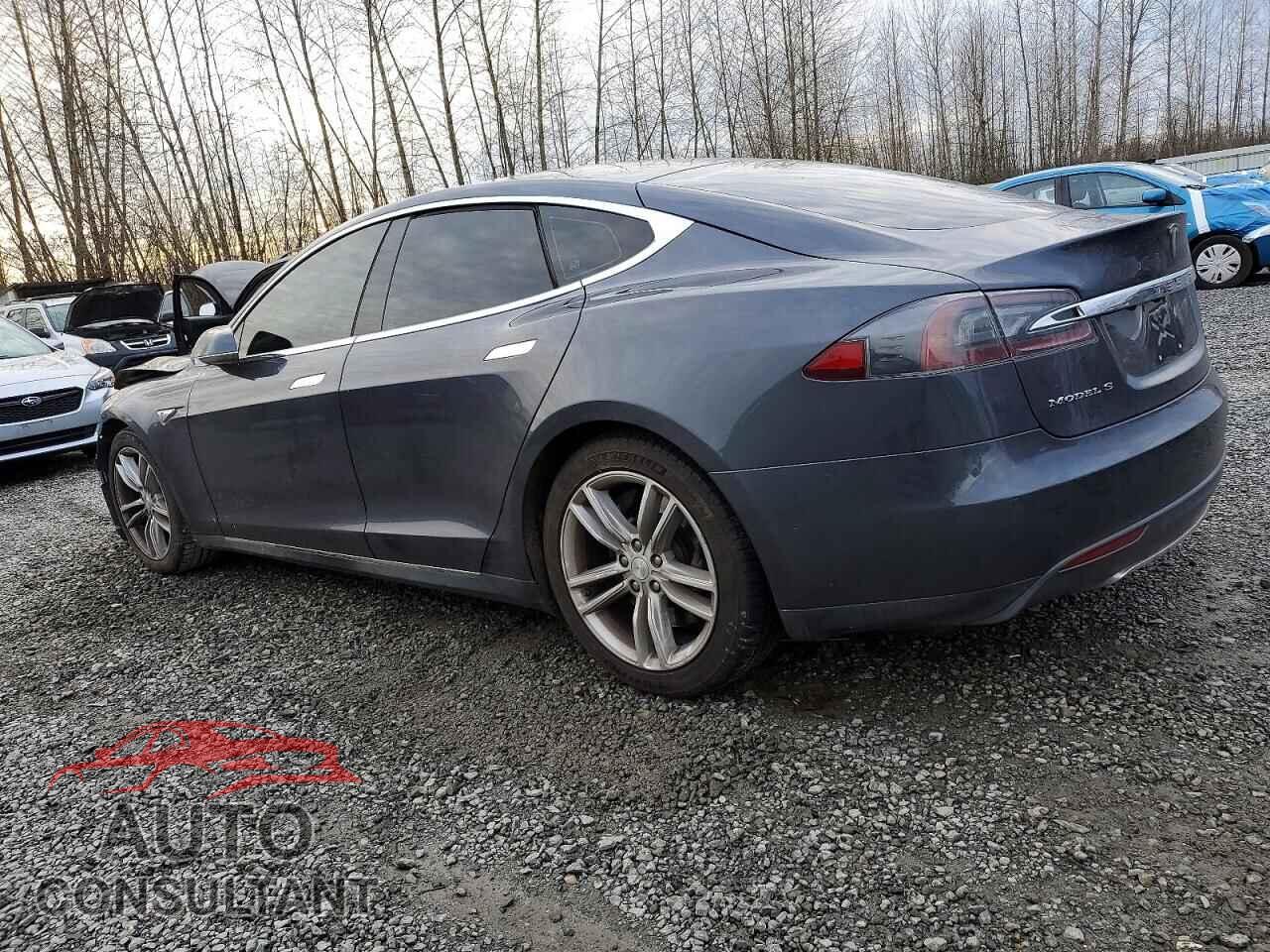 TESLA MODEL S 2015 - 5YJSA1E2XFF118153
