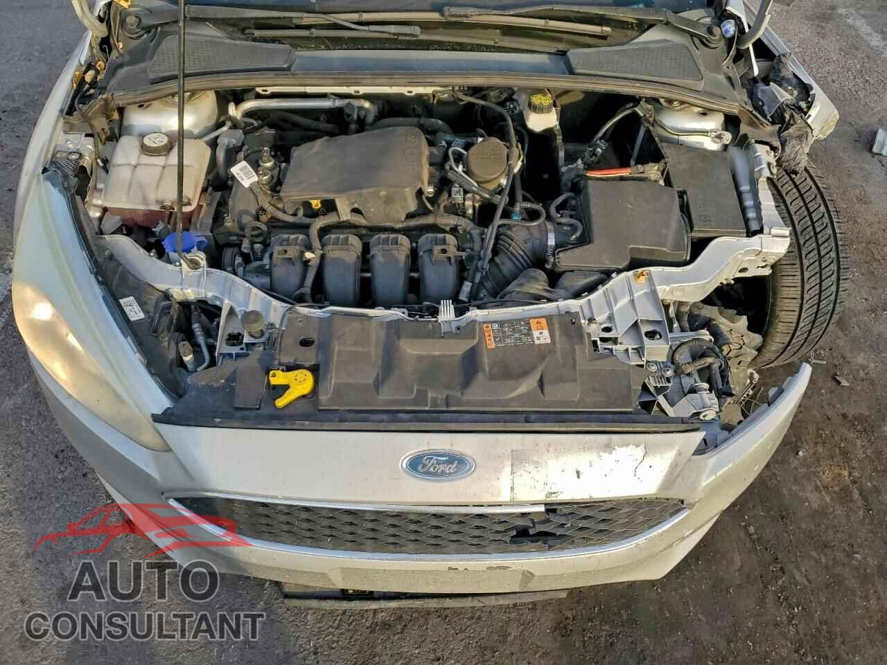 FORD FOCUS 2017 - 1FADP3F23HL219655