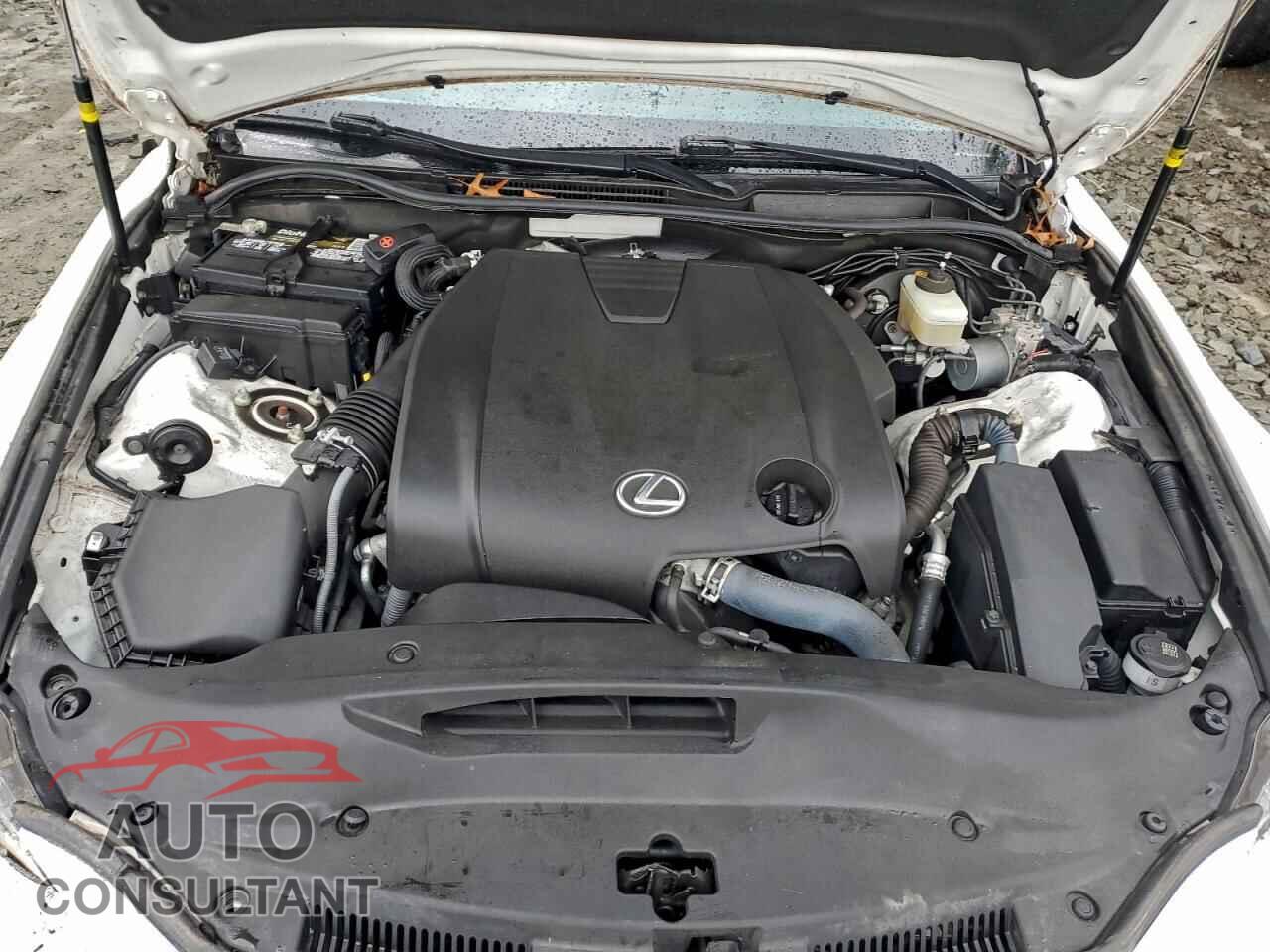 LEXUS IS 2015 - JTHCF1D21F5019129
