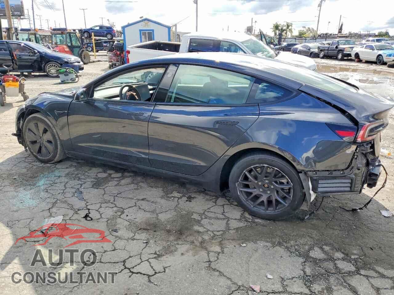 TESLA MODEL 3 2024 - 5YJ3E1EB3RF735021