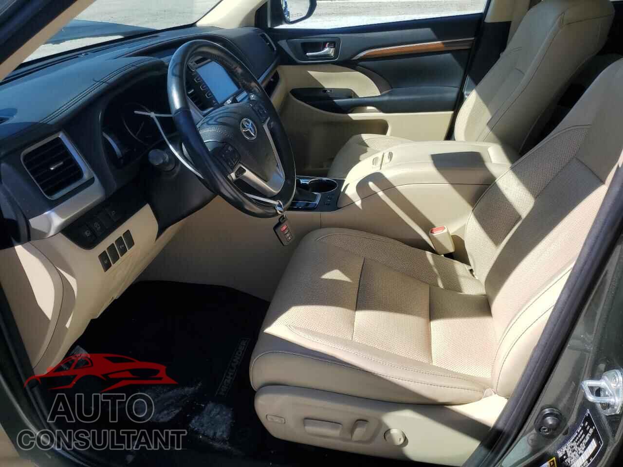 TOYOTA HIGHLANDER 2018 - 5TDYZRFH3JS253242