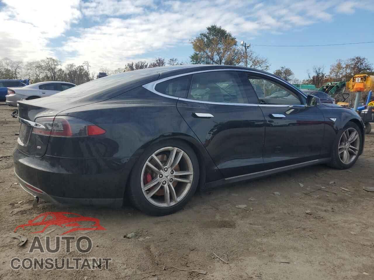 TESLA MODEL S 2013 - 5YJSA1CN5DFP07265