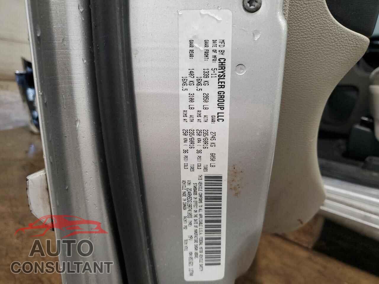 DODGE CARAVAN 2011 - 2D4RN5DG1BR741055