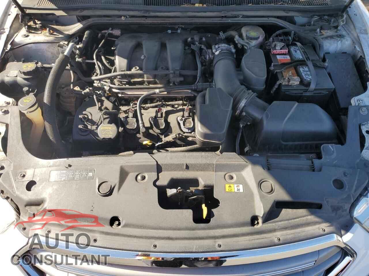 FORD TAURUS 2013 - 1FAHP2D85DG210445