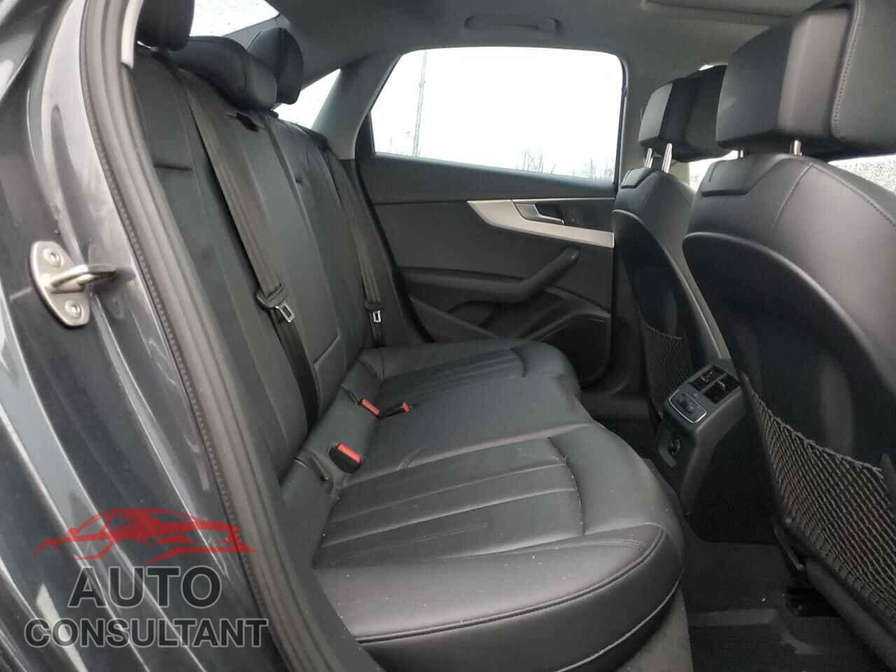 AUDI A4 2017 - WAUDNAF41HN052638