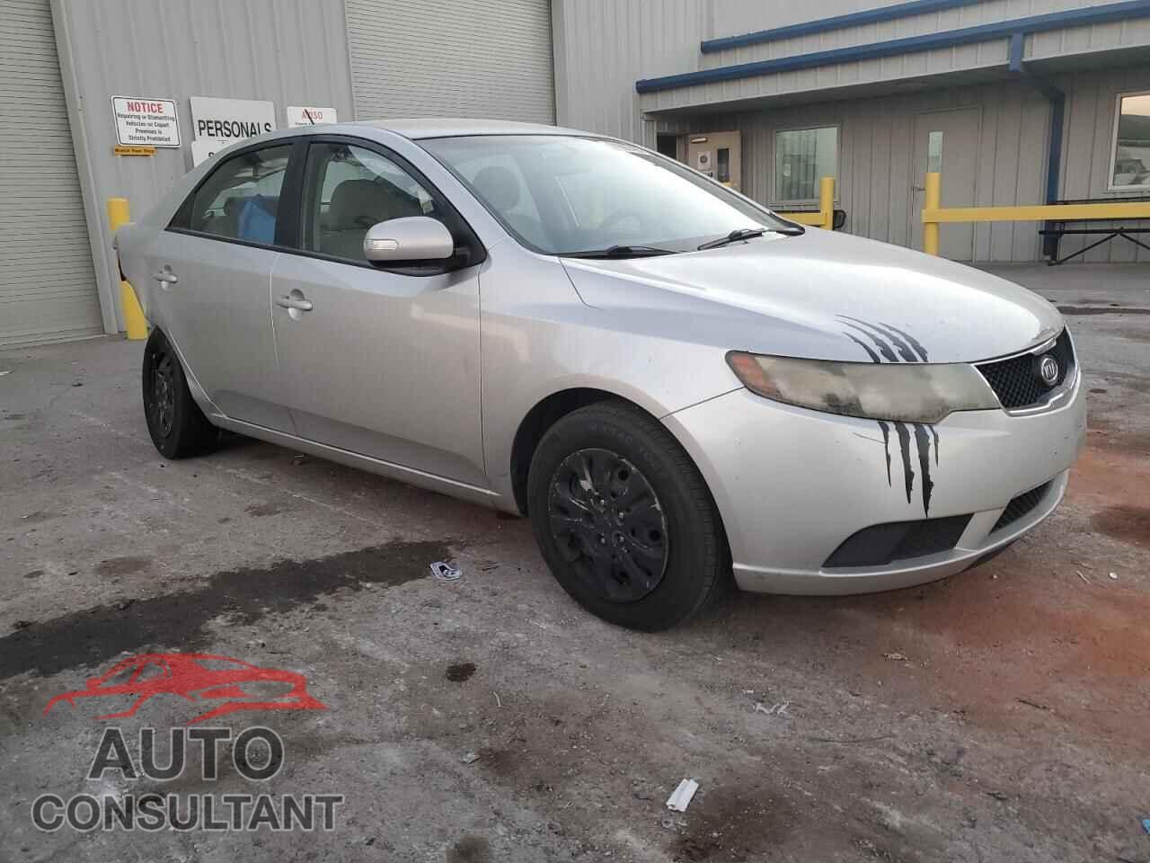 KIA FORTE 2010 - KNAFU4A2XA5809321