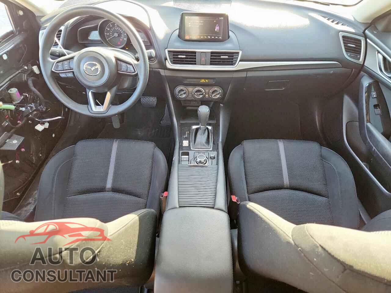 MAZDA 3 2017 - 3MZBN1U73HM115138