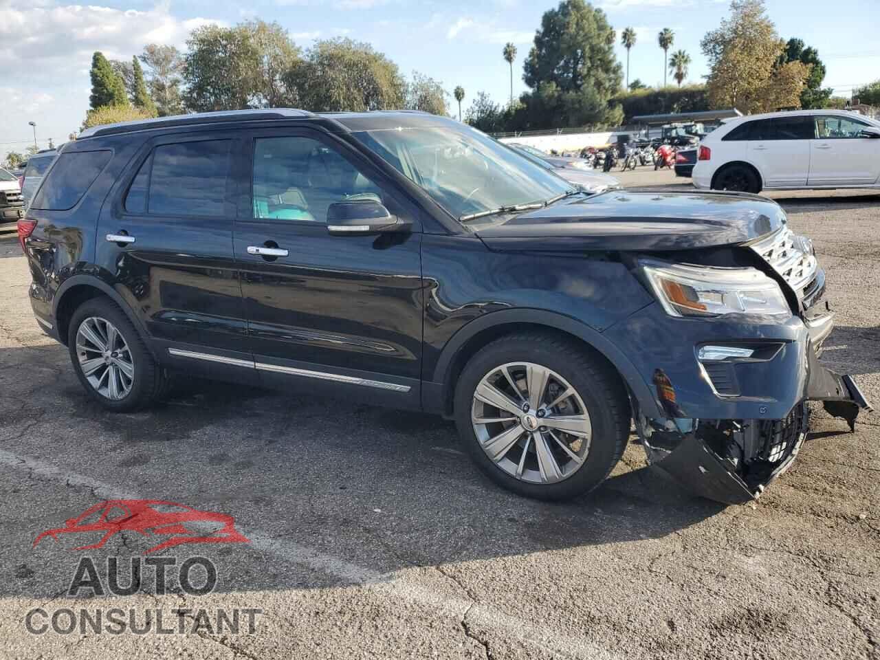 FORD EXPLORER 2018 - 1FM5K7F85JGB11038