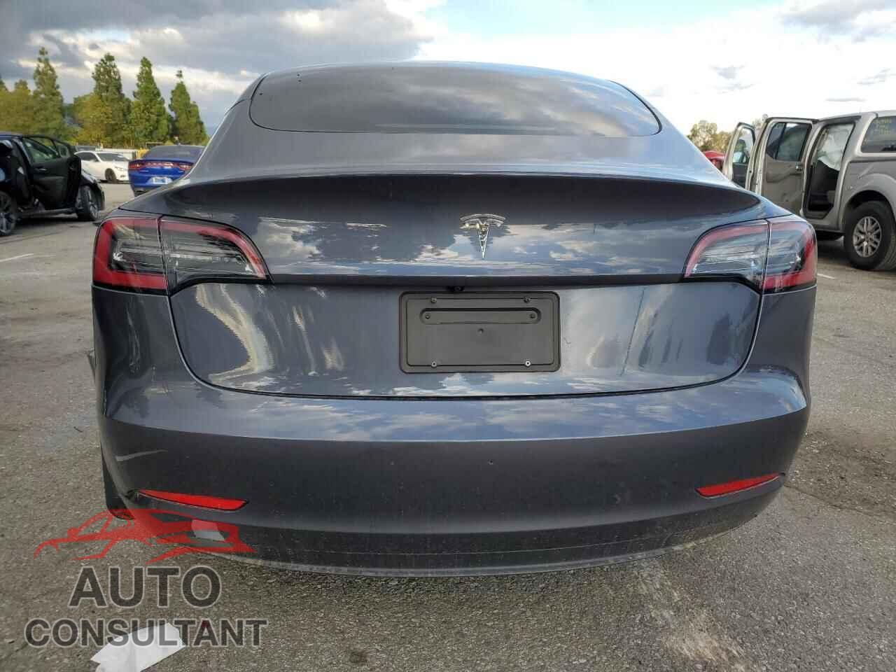 TESLA MODEL 3 2023 - 5YJ3E1EA5PF571260