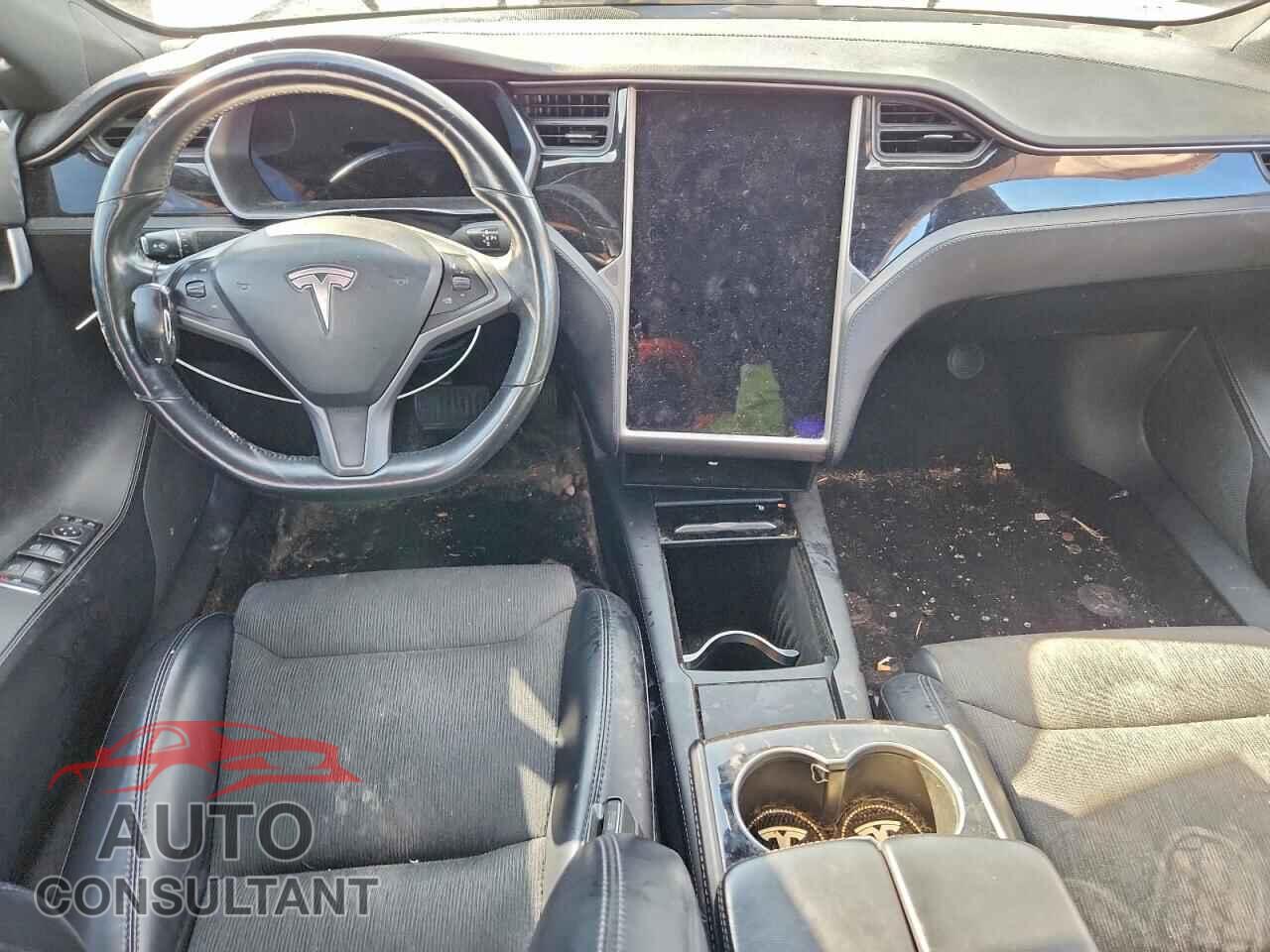 TESLA MODEL S 2018 - 5YJSA1E25JF281804