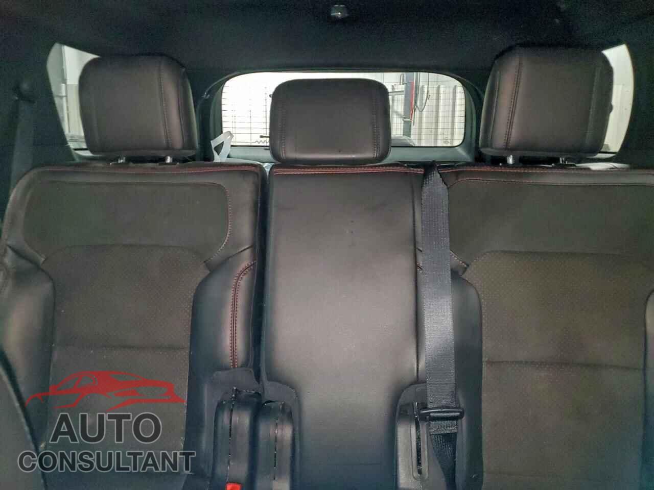 FORD EXPLORER 2018 - 1FM5K8D8XJGB56243