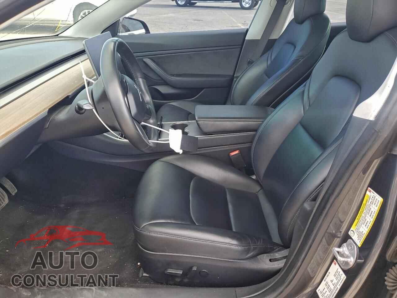 TESLA MODEL 3 2018 - 5YJ3E1EA9JF045253