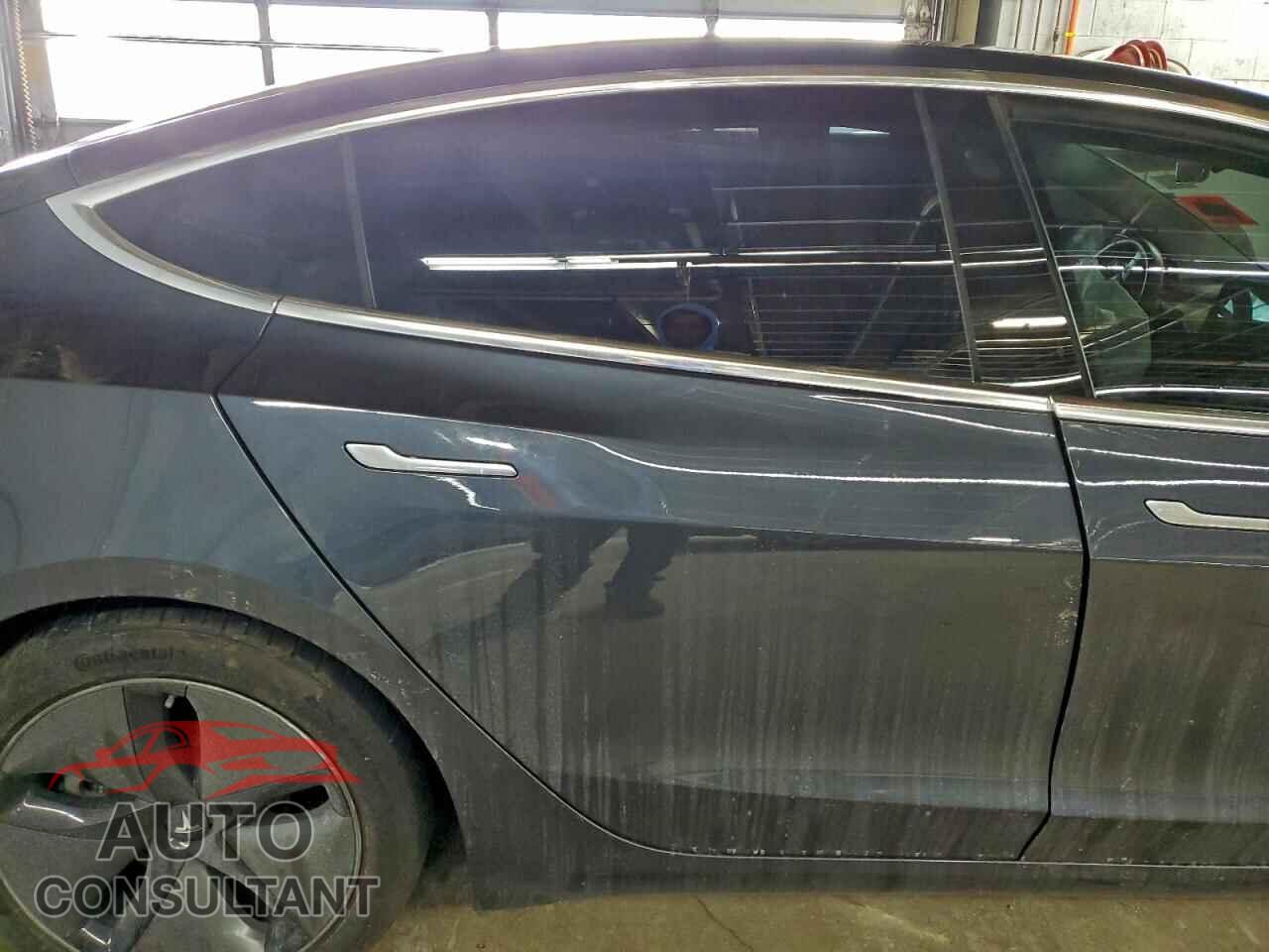 TESLA MODEL 3 2018 - 5YJ3E1EB3JF084834